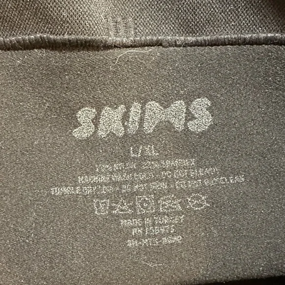 NWOT SKIMS SCULPTING SHORT MID THIGH WITH OPEN GUSSET L/XL‎ BLACK/Onyx - Picture 8 of 9